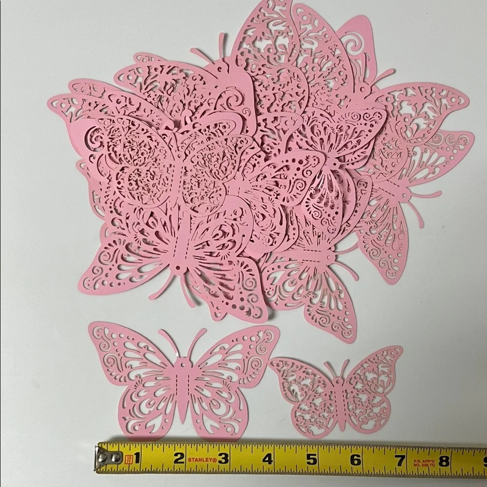 Pink butterfly decorations, 2 sizes, 34 pieces, free if bundled
